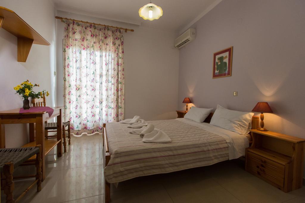 Filoxenia Studios 1 Palaiochora Cameră foto